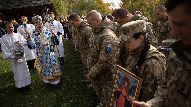 Глава УГКЦ у Пирогові молився за захисниць і захисників України - фото 1
