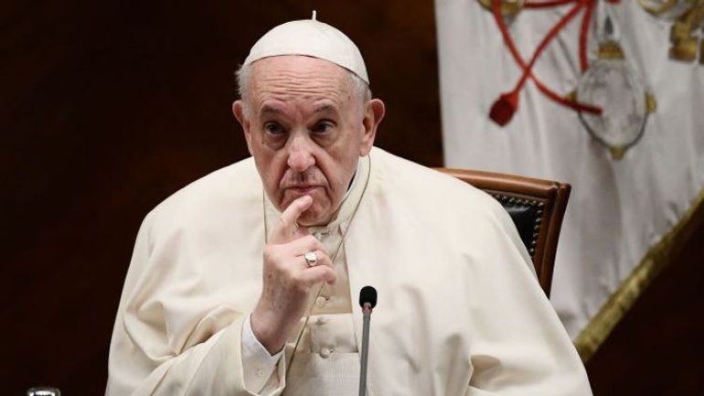 Папа Франциск назвав аморальним використання та володіння ядерною зброєю - фото 1
