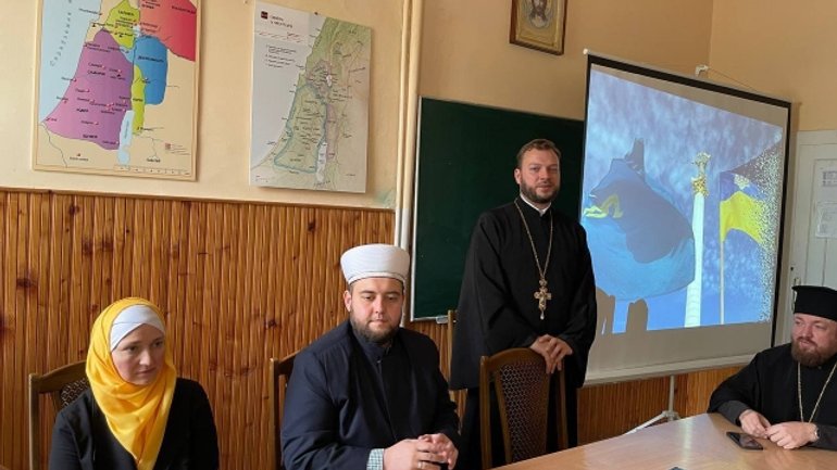 У Львові відбувся круглий стіл, присвячений діалогу ісламу та християнства - фото 1