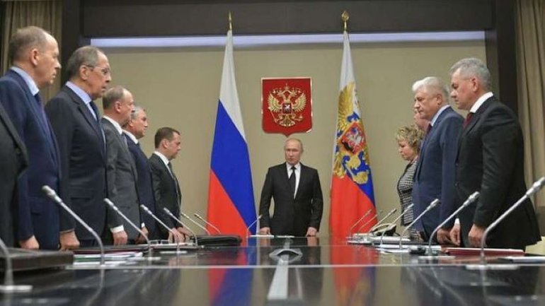Виправдовують свою нікчемність. В Офісі президента відреагували на заклики Радбезу РФ "десатанізувати" Україну - фото 1
