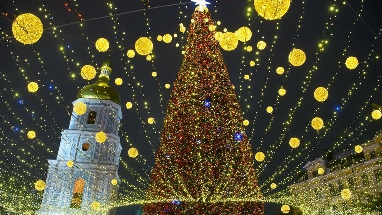 Christmas without lights. Ukraine may ban decorating cities for New Year's holidays - фото 1