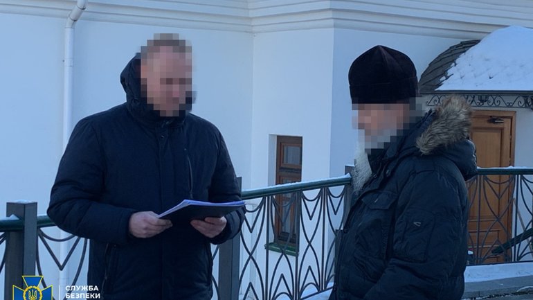 СБУ сообщила о подозрении организатору песнопения о «матушке Руси» в Лавре - фото 1