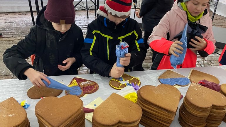 У Сеймі Латвії відбулась різдвяна благодійна акція, присвячена українським дітям - фото 1