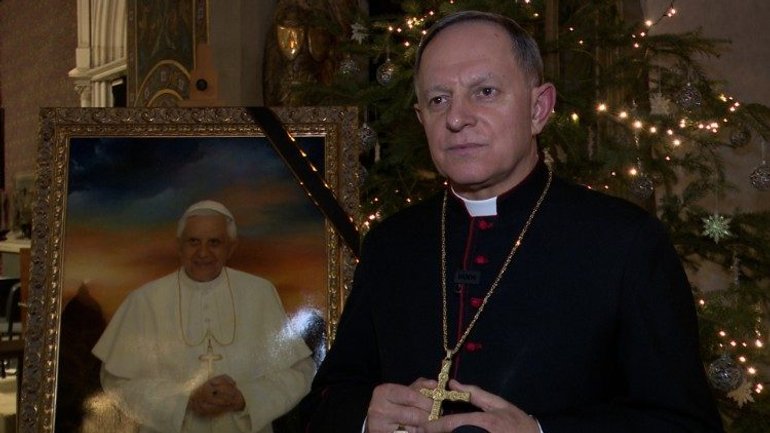 "I believe that Pope Francis will quickly declare Benedict XVI a saint" - Archbishop Mieczyslaw Mokrzycki - фото 1