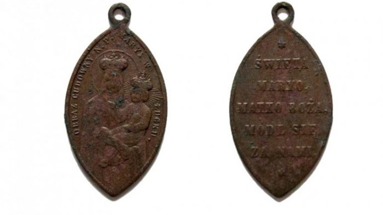 Медальйон Божої Матері Луцької поповнив скарби Музею волинської ікони - фото 1