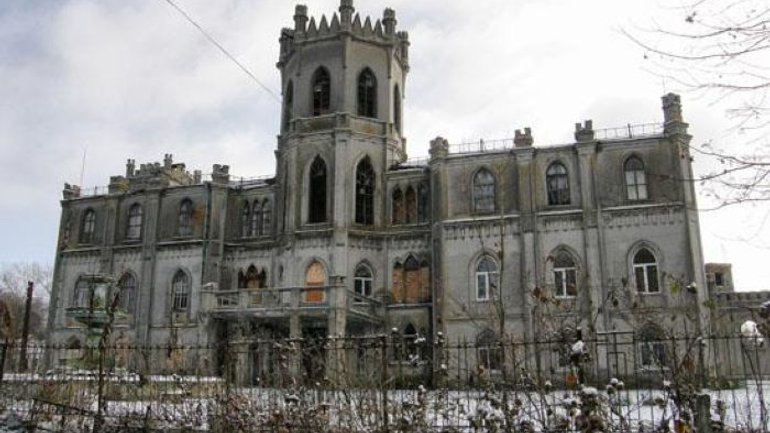 На Житомирщині вимагають повернути державі палац Терещенків, яким користується монастир УПЦ МП - фото 1
