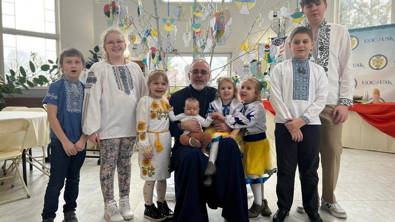 УПЦ в США ініціювала створення дерева ангелів на славу українців - фото 1