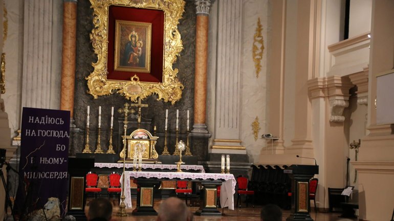 У Всеукраїнському санктуарію римо-католики молилися за перемогу України - фото 1