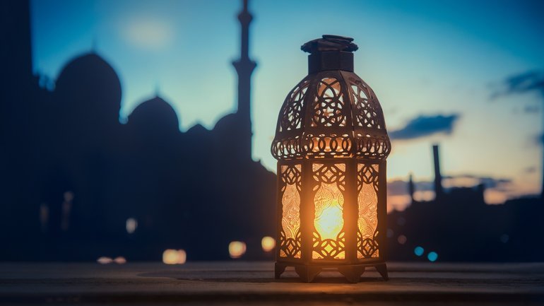 Сьогодні із заходом сонця у мусульман починається Рамадан - фото 1