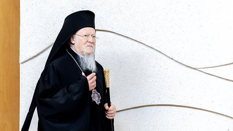 Спікер Сейму Литви: Українці не можуть молитися в Церкві, яку очолює Патріарх-вояк - фото 1