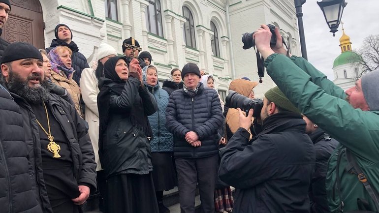 Полиция Киева возбудила дело в связи с недопущением комиссии Минкульта в лавру - фото 1