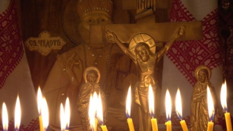Великодні Богослужіння в Україні відбуваються у понад 13 000 храмів - фото 1