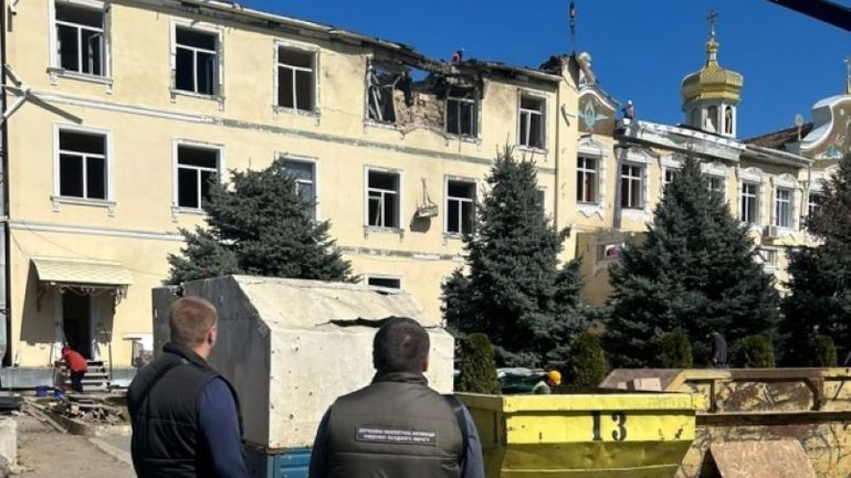 В Одесі оцінили збиток після влучання російської ракети у монастир УПЦ МП - фото 1