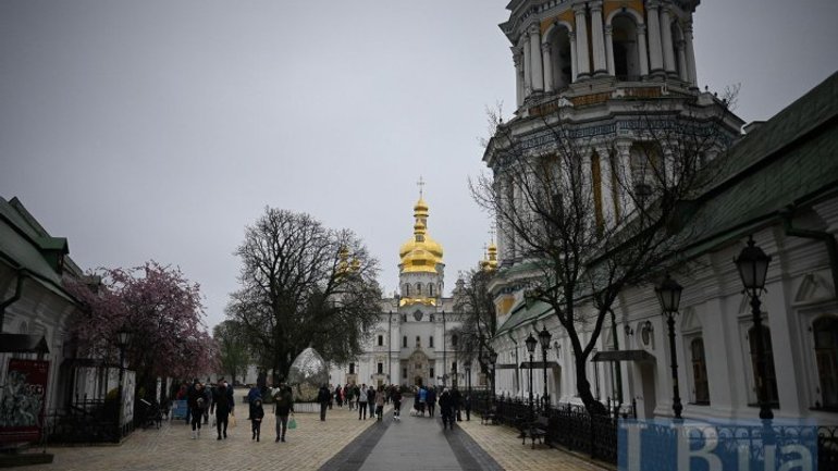 Комісія Мінкульту очікує від УПЦ МП список осіб, які живуть у лаврі - фото 1