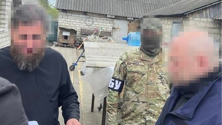 SBU exposes UOC-MP clergyman blessing Russian occupiers in Izyum - фото 1