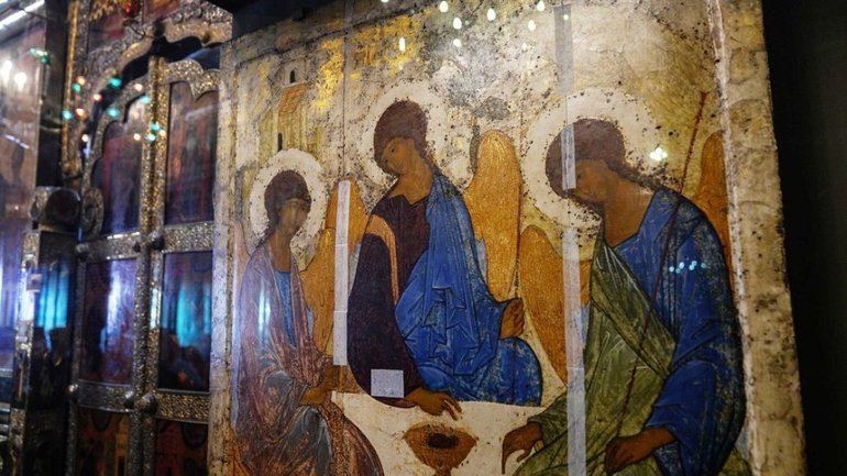 Всупереч протестам музейної спільноти "Трійцю" Рубльова виставили у храмі Христа Спасителя - фото 1
