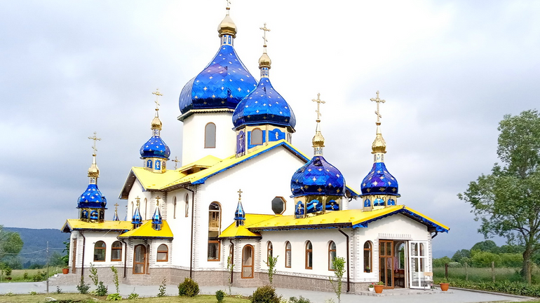 В Івано-Франківській єпархії ПЦУ освячено новий монастирський храм - фото 1