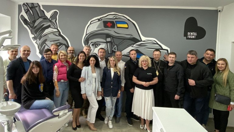 На Львівщині освятили першу клініку благодійного проекту «Dental Front» для військових - фото 1