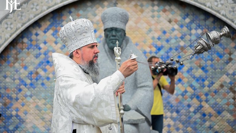 Священнослужителі ПЦУ вшанували митрополита Володимира (Сабодана) - фото 1