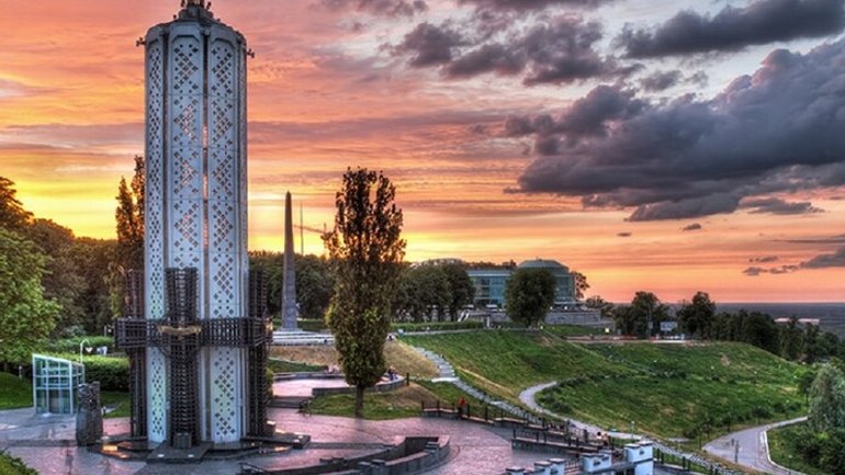 Президент ветував виділення понад 500 млн грн на добудову музею Голодомору - фото 1