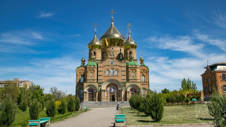   Свято-Володимирський собор МП в Луганську - фото 1