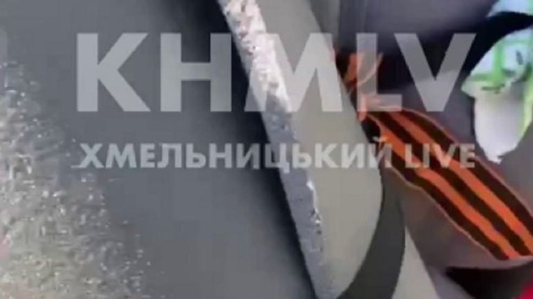 Паломниця УПЦ МП на хресну ходу до Почаєва вирушила з георгіївською стрічкою - фото 1