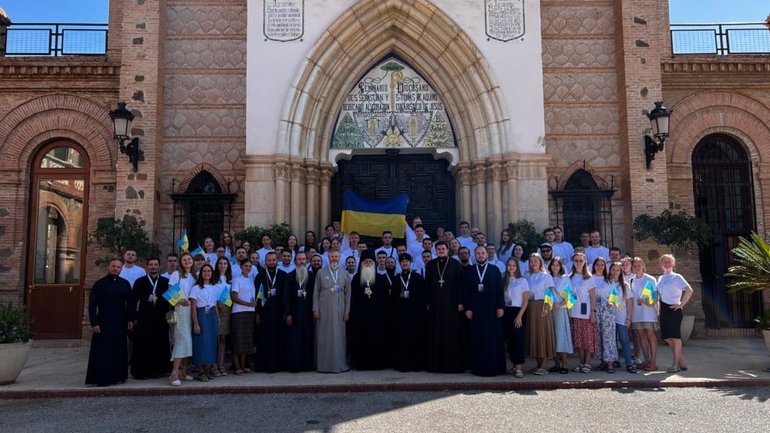 УПЦ МП організувала в Іспанії Зустріч української православної молоді Західної Європи - фото 1