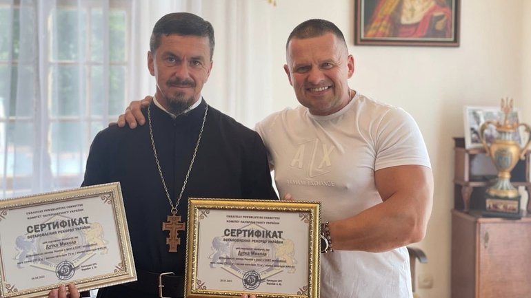 Греко-католицький єромонах встановив рекорд України з паверліфтингу - фото 1