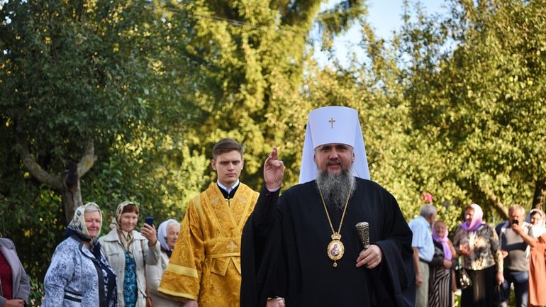 Предстоятель ПЦУ відвідав ставропігійну парафію на Житомирщині - фото 1