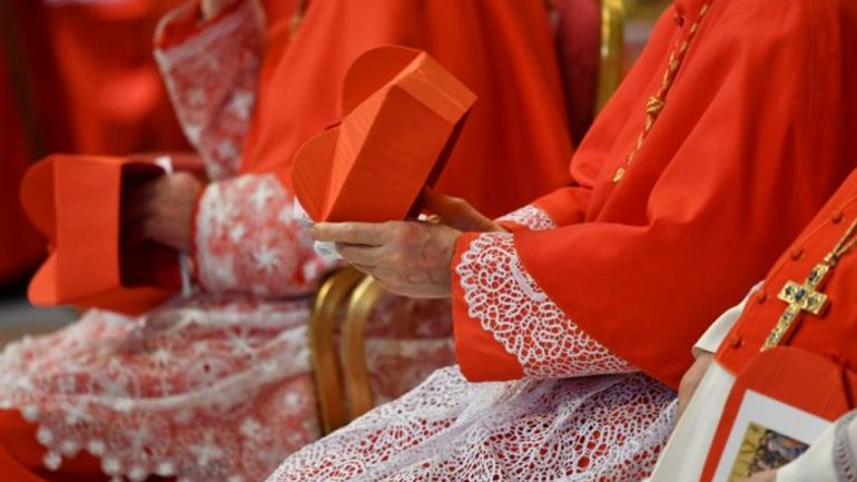 Кардинали оприлюднили раніше надісланого Папі листа з п’ятьма питаннями про доктрину і мораль - фото 1