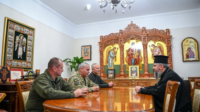 Предстоятель ПЦУ зустрівся з командувачем Об’єднаних сил ЗСУ Сергієм Наєвим - фото 1