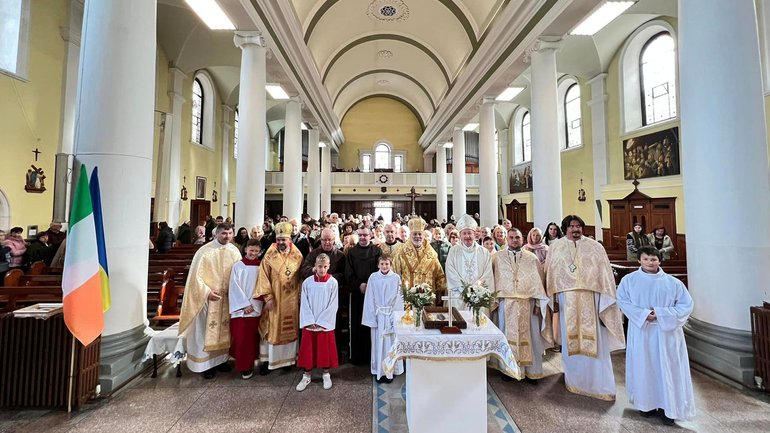 В Ірландії освятили перший храм для української католицької громади - фото 1