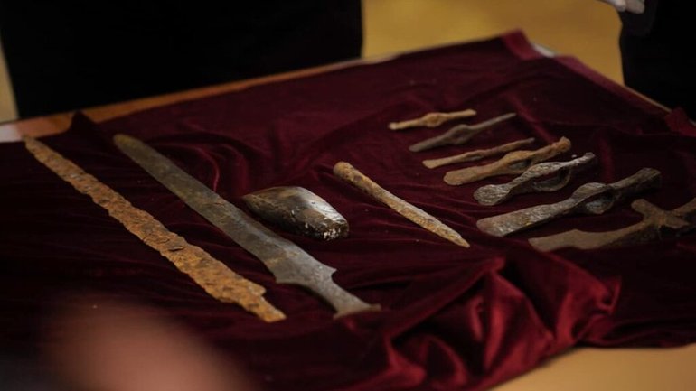 Нацзаповедник «Киево-Печерская лавра» получил на хранение артефакты, похищенные с оккупированных территорий - фото 1