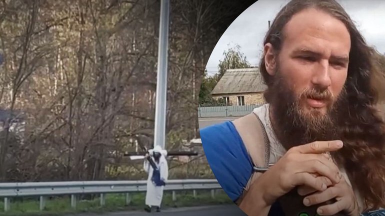 Київськими телеграм-каналами шириться відео з чоловіком, який в образі Ісуса несе хрест - фото 1
