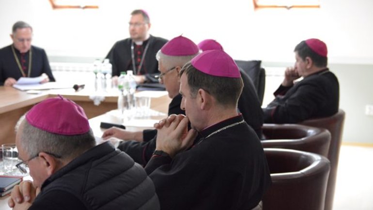 У Львові проходить 59 пленарне засідання Конференції єпископів РКЦ в Україні - фото 1