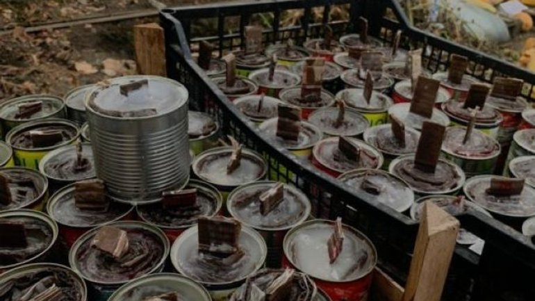 Тернопільські семінаристи виготовили для фронту тисячу окопних свічок - фото 1