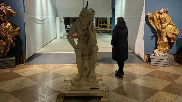 Скульптура скорботного Христа з каплиці Боїмів повернулася із Польщі до Львова - фото 1