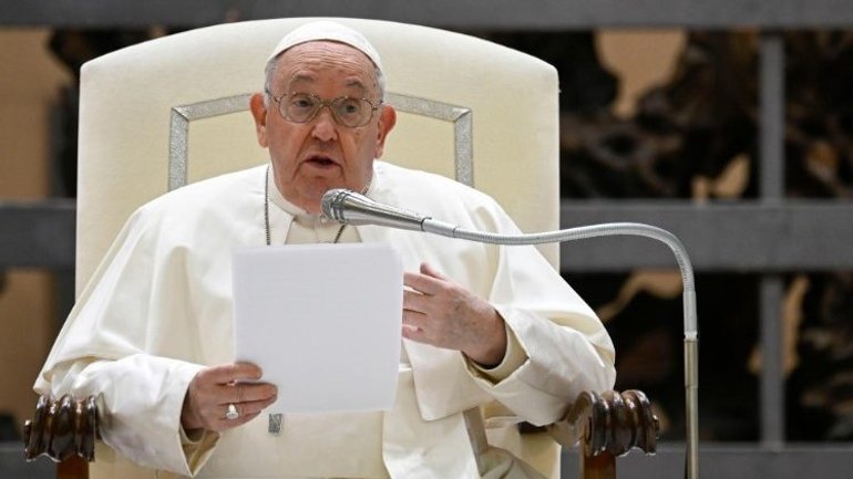 Папа Франциск: Не забуваймо молитися за дар миру, особливо для України - фото 1