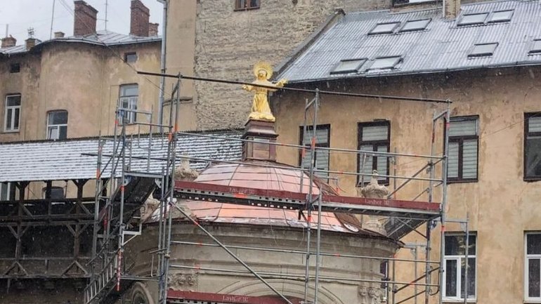 Львівську скульптуру святого Яна з Дуклі повернули на місце - фото 1