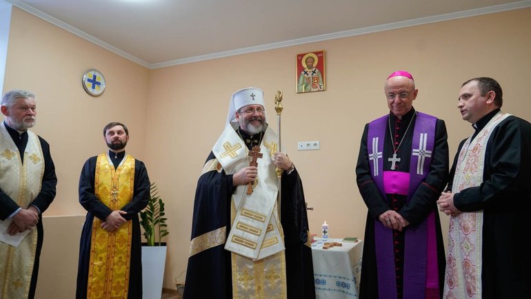 Патріарх Святослав освятив Соціальний центр Карітасу в Києві - фото 1