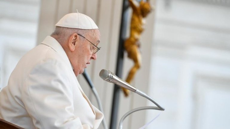 Ватикан: Папа не прийняв запрошення відвідати Москву і не вітав Путіна - фото 1