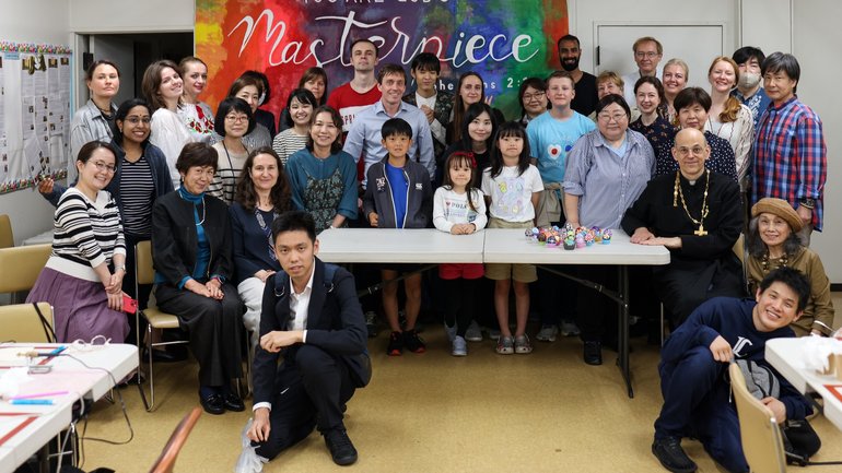 У Японії відбувся благодійний майстер-клас з писанкарства - фото 1