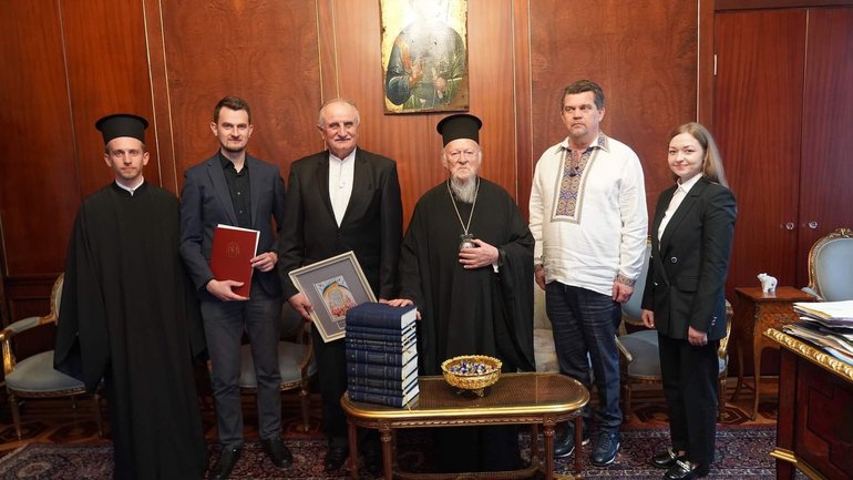 Патріарх Варфоломій прийняв у своїй резиденції делегацію з Українського католицького університету - фото 1