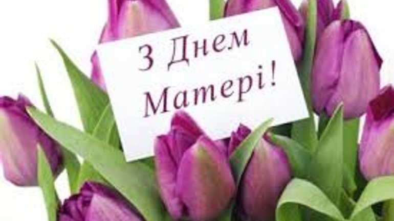 Сегодня в храмах Украины проходят молитвы за матерей - фото 1
