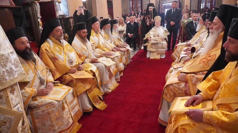 Ecumenical Patriarch, Bulgarian, and Ukrainian Hierarchs Co-Celebrate Divine Liturgy, Confirming Orthodox Times - фото 1
