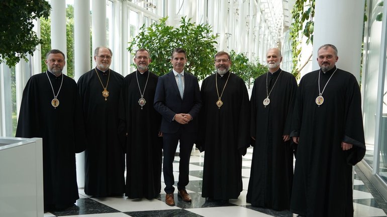 UGCC Bishops and the Bavarian State Minister discussed Ukrainian refugee integration - фото 1