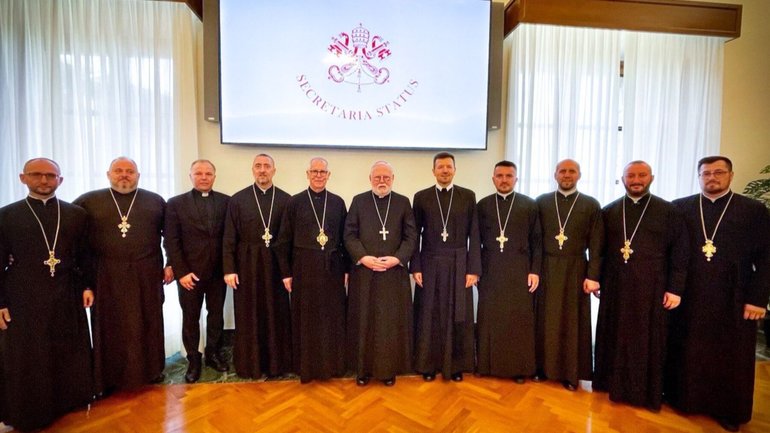 "The Apostolic See is always ready to support you," - Archbishop Gallagher during a meeting with representatives of the Exarchate in Italy - фото 1