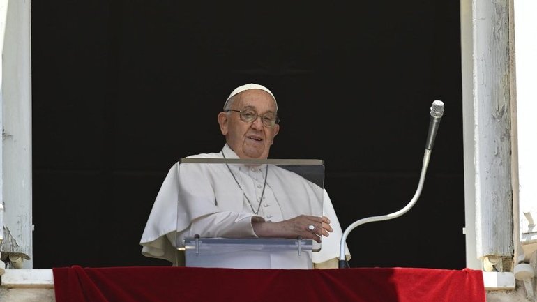 Папа Франциск побажав, щоб навернулися серця тих, хто прагне війни - фото 1