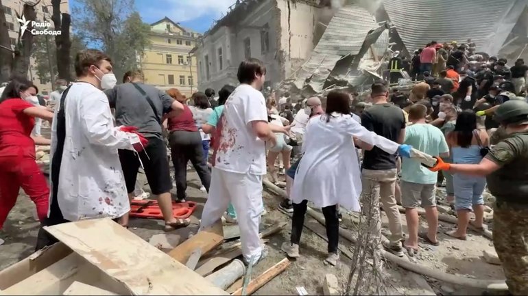 Смутком і печаллю наповнилось моє серце, - Предстоятель УПЦ МП висловив співчуття співробітникам та пацієнтам "Охматдиту" - фото 1