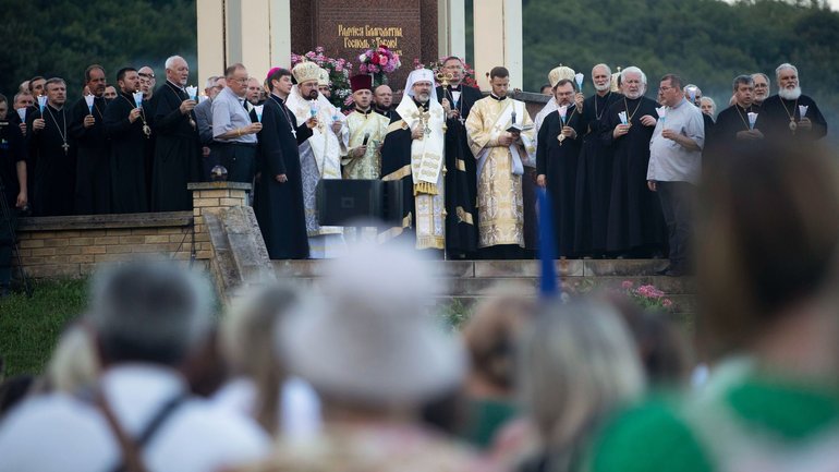 Розпочалася Всеукраїнська проща до Зарваниці - фото 1